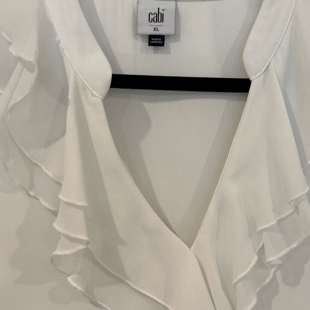Cabi sleeveless ruffled blouse, white
